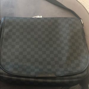 Louis Vuitton Daimler Check Men’s Messenger